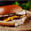 Smash burger cu cartofi prăjiți
