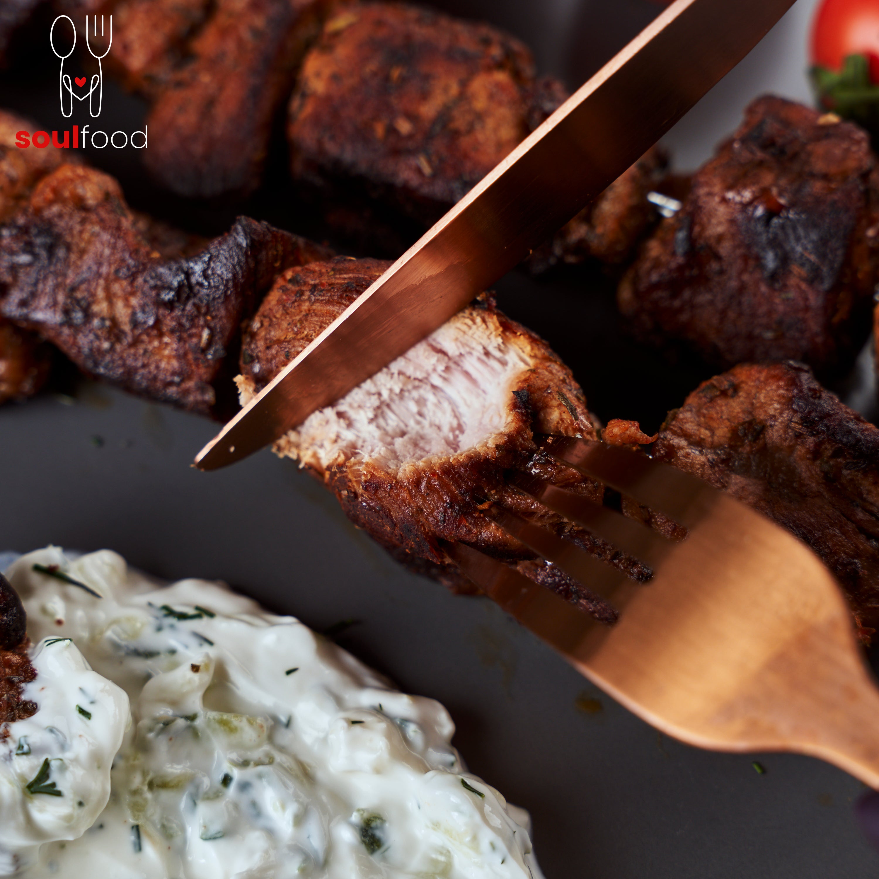 Souvlaki Porc cu Tzatziki - Soulfood